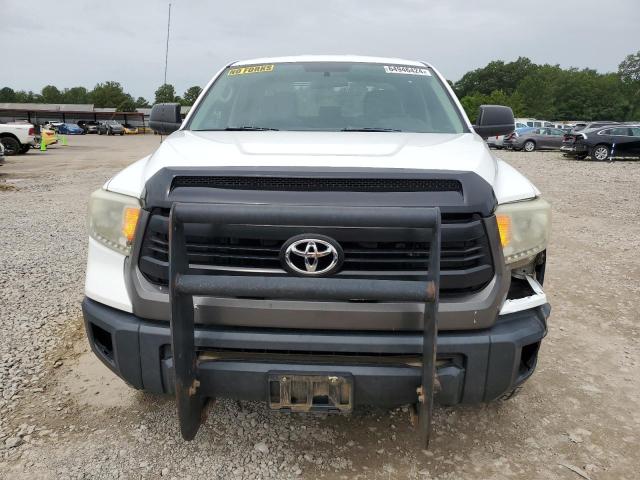 5TFRM5F11EX071991 - 2014 TOYOTA TUNDRA DOUBLE CAB SR/SR5 WHITE photo 5