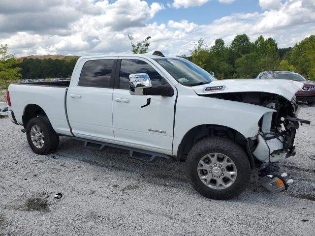 3C6UR5FJ9PG500854 - 2023 RAM 2500 LARAMIE WHITE photo 4