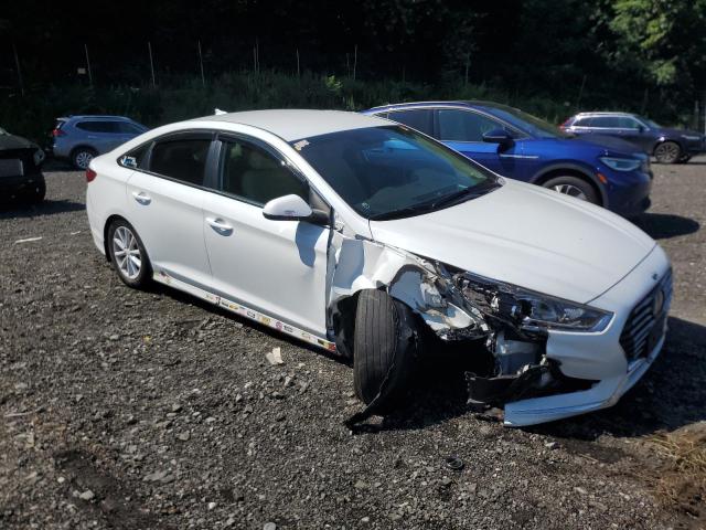 5NPE24AF4KH810828 - 2019 HYUNDAI SONATA SE WHITE photo 4