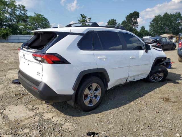 2T3P1RFV0SW495947 - 2025 TOYOTA RAV4 XLE 白色 照片 3