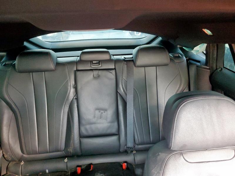 5UXKU0C50K0G92768 - 2019 BMW X6 SDRIVE35I SILVER photo 10