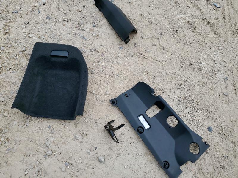 5UXKU0C50K0G92768 - 2019 BMW X6 SDRIVE35I SILVER photo 13