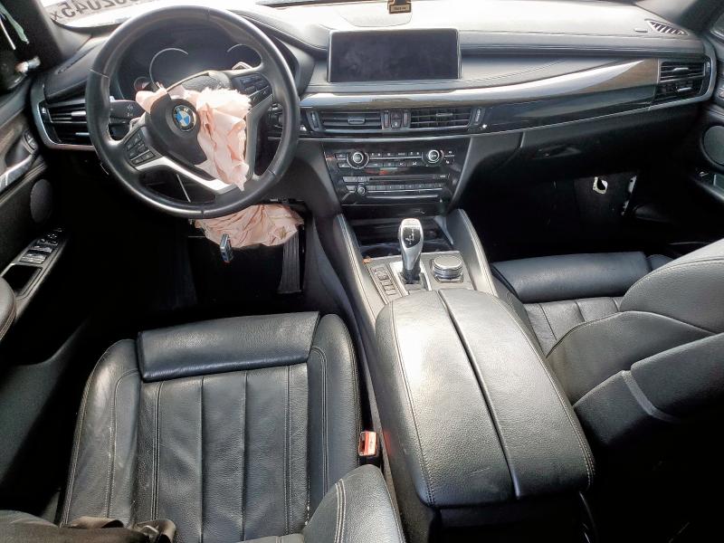 5UXKU0C50K0G92768 - 2019 BMW X6 SDRIVE35I SILVER photo 8