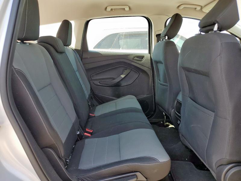 1FMCU0F72JUC75865 - 2018 FORD ESCAPE S 银色 照片 11