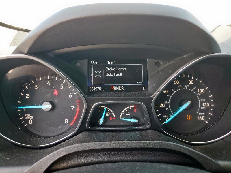 1FMCU0F72JUC75865 - 2018 FORD ESCAPE S 银色 照片 9