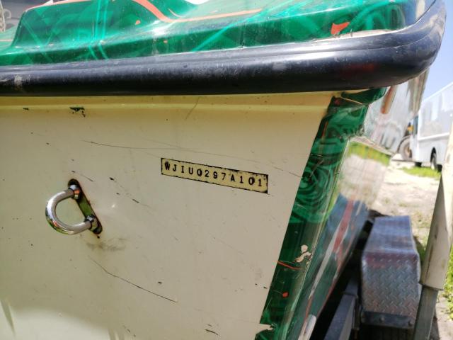 WJ1U0297A101 - 2001 PROS BOAT 双色 照片 10