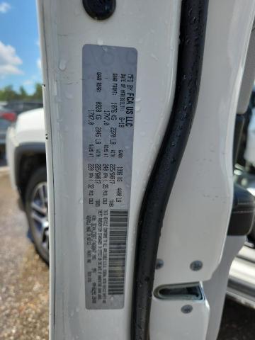 3C4NJCBB7JT468847 - 2018 JEEP COMPASS LATITUDE WHITE photo 13