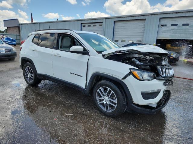 3C4NJCBB7JT468847 - 2018 JEEP COMPASS LATITUDE WHITE photo 4