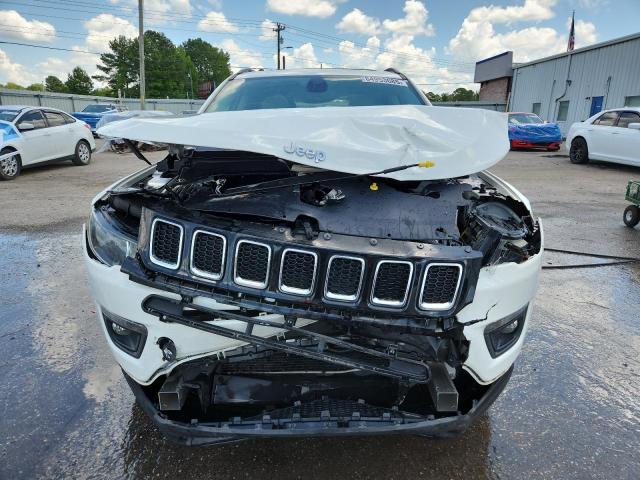 3C4NJCBB7JT468847 - 2018 JEEP COMPASS LATITUDE WHITE photo 5
