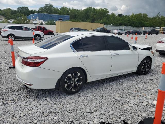 1HGCR3F80GA001978 - 2016 HONDA ACCORD EXL WHITE photo 3