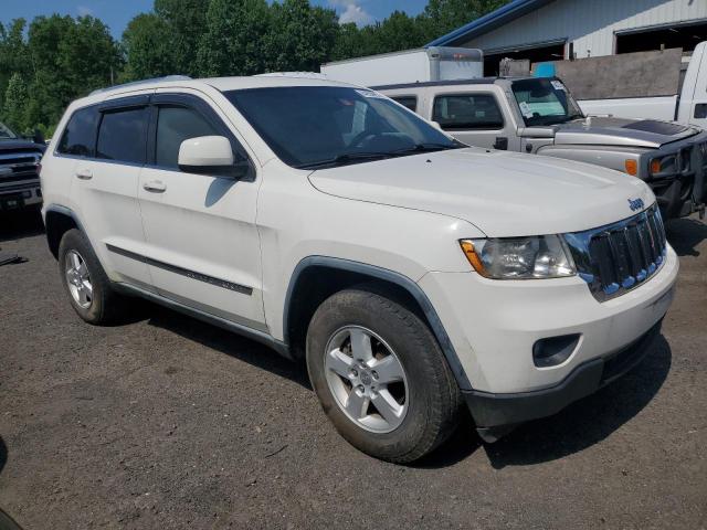 1J4RR4GG8BC572470 - 2011 JEEP GRAND CHER LAREDO თეთრი ფოტო 4
