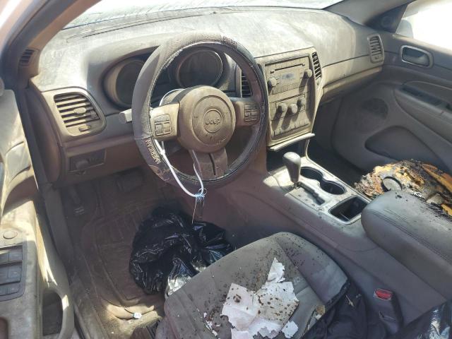 1J4RR4GG8BC572470 - 2011 JEEP GRAND CHER LAREDO თეთრი ფოტო 8