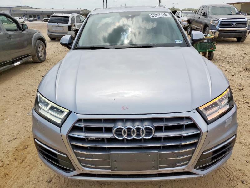 WA1BNAFY8J2138026 - 2018 AUDI Q5 PREMIUM PLUS 银色 照片 5