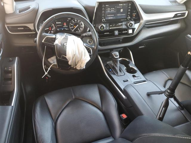 5TDGZRAH5MS531260 - 2021 TOYOTA HIGHLANDER XLE GRAY photo 8