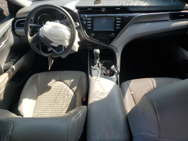 4T1B11HK4JU134520 - 2018 TOYOTA CAMRY L BLACK photo 8