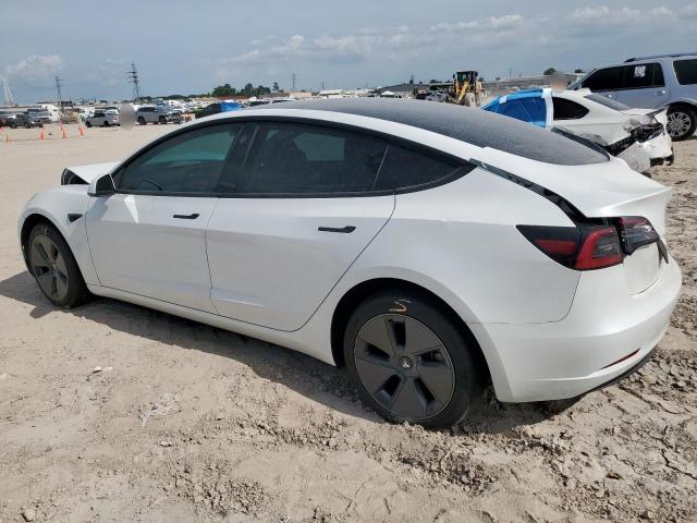 5YJ3E1EAXPF575532 - 2023 TESLA MODEL 3 白色 照片 2