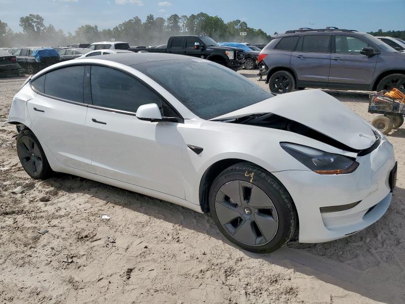 5YJ3E1EAXPF575532 - 2023 TESLA MODEL 3 白色 照片 4