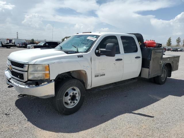 1GB4CZC89DF206990 - 2013 CHEVROLET SILVERADO C3500 WHITE photo 2