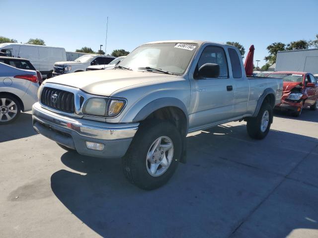 5TESN92NX1Z786060 - 2001 TOYOTA TACOMA XTRACAB PRERUNNER 银色 照片 1