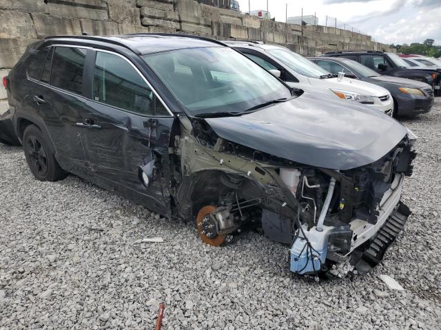 2T3P1RFV8PW384828 - 2023 TOYOTA RAV4 XLE BLACK photo 4