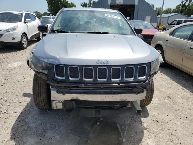 3C4NJCAB7KT686256 - 2019 JEEP COMPASS SPORT SILVER photo 5