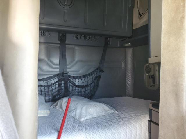 1FUJGLDR4GLGW8544 - 2016 FREIGHTLINER CASCADIA 1 Ақ фото 6