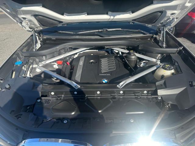 5UXCW2C5XKLB43880 - 2019 BMW X7 XDRIVE40I WHITE photo 7