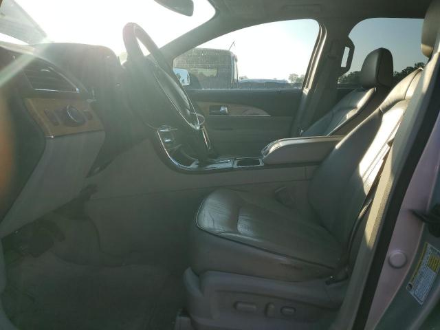 2LMDJ6JK5DBL13440 - 2013 LINCOLN MKX SILVER photo 7