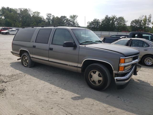 3GNEC16R2XG218768 - 1999 CHEVROLET SUBURBAN C1500 GRAY photo 4