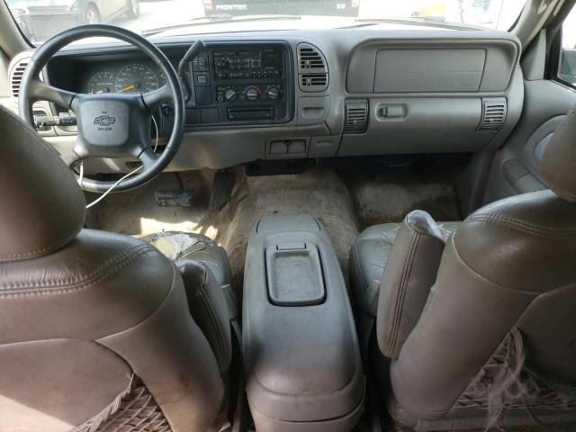 3GNEC16R2XG218768 - 1999 CHEVROLET SUBURBAN C1500 GRAY photo 8