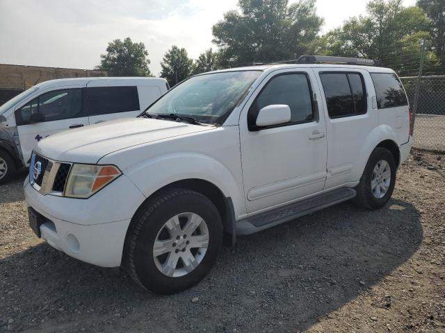 2005 NISSAN PATHFINDER LE, 