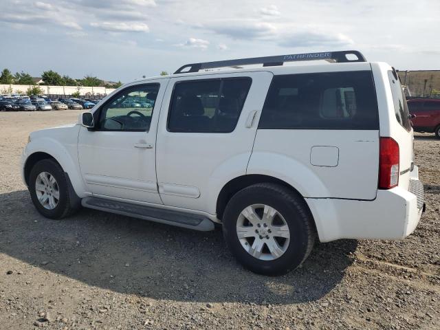 5N1AR18W25C701049 - 2005 NISSAN PATHFINDER LE 白色 照片 2