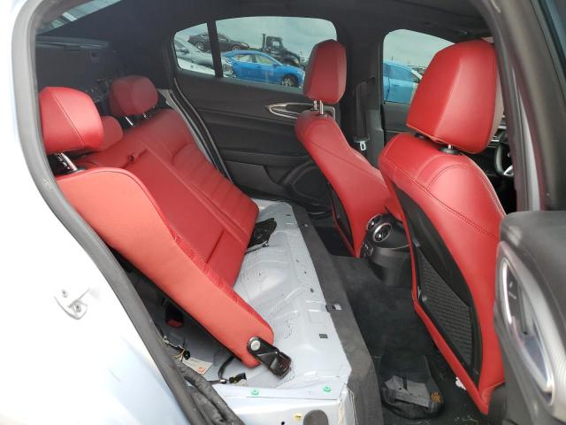 ZARFANBN5R7683207 - 2024 ALFA ROMEO GIULIA TI ვერცხლისფერი ფოტო 10