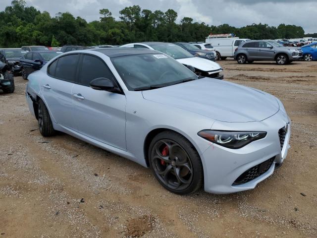 ZARFANBN5R7683207 - 2024 ALFA ROMEO GIULIA TI ვერცხლისფერი ფოტო 4
