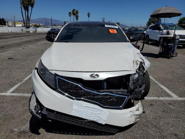 5XXGR4A61DG213963 - 2013 KIA OPTIMA SX WHITE photo 5