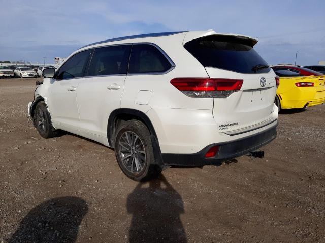 5TDJZRFH8HS399583 - 2017 TOYOTA HIGHLANDER SE WHITE photo 3