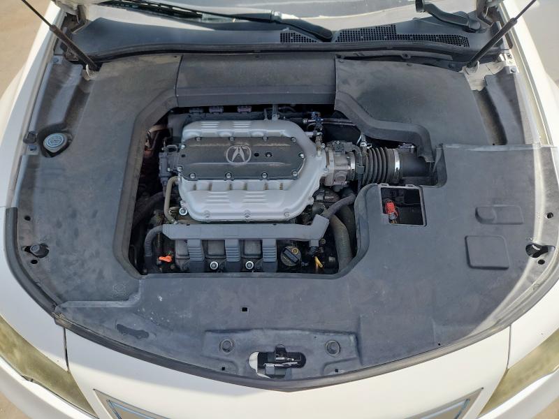 19UUA8F57CA022111 - 2012 ACURA TL WHITE photo 11