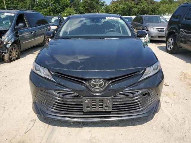 JTNB11HK8J3002849 - 2018 TOYOTA CAMRY L BLACK photo 5