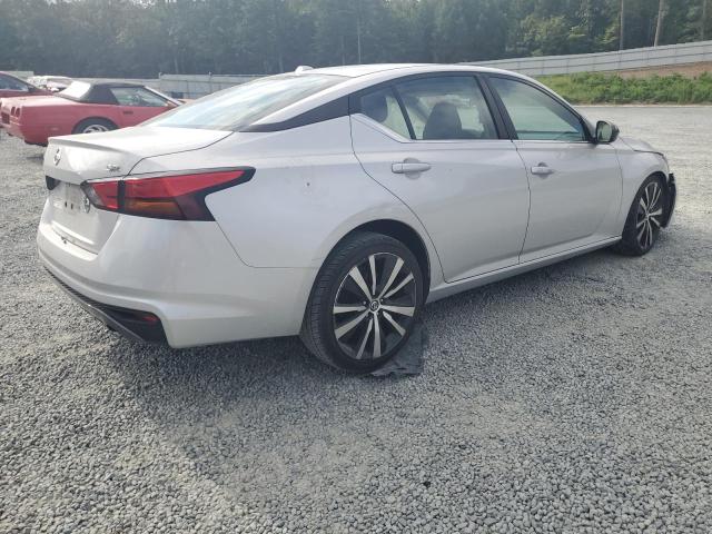 1N4BL4CV2KC228765 - 2019 NISSAN ALTIMA SR Argent photo 3