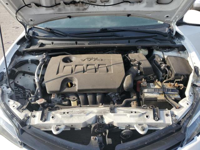 2T1BURHE6JC097844 - 2018 TOYOTA COROLLA L WHITE photo 11