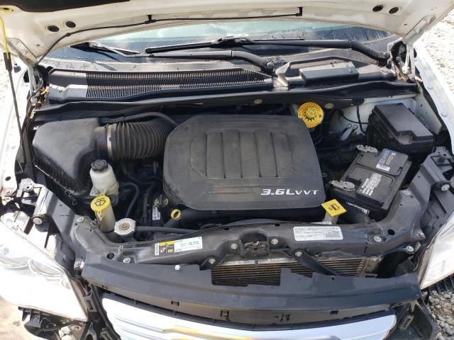 2C4RC1BG8GR198616 - 2016 CHRYSLER TOWN & COU TOURING WHITE photo 12