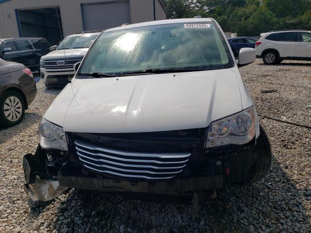 2C4RC1BG8GR198616 - 2016 CHRYSLER TOWN & COU TOURING WHITE photo 5