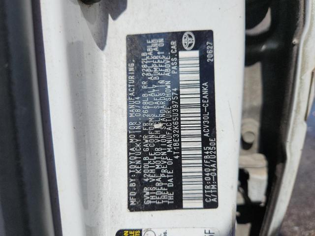 4T1BE32K65U397574 - 2005 TOYOTA CAMRY LE WHITE photo 12