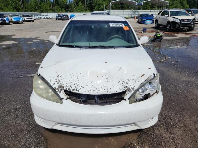4T1BE32K65U397574 - 2005 TOYOTA CAMRY LE WHITE photo 5