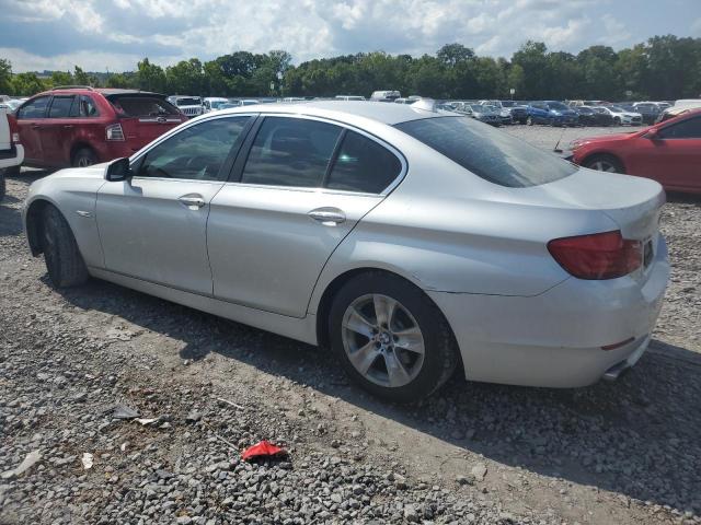 WBAXH5C54DDW15383 - 2013 BMW 528 XI SILVER photo 2