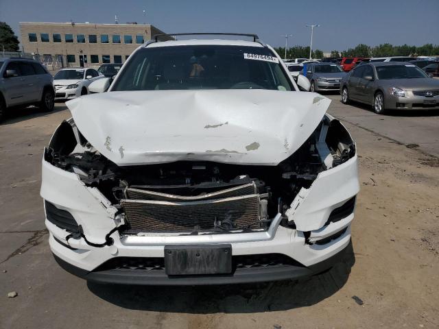 KM8J3CA45KU010657 - 2019 HYUNDAI TUCSON LIMITED WHITE photo 5