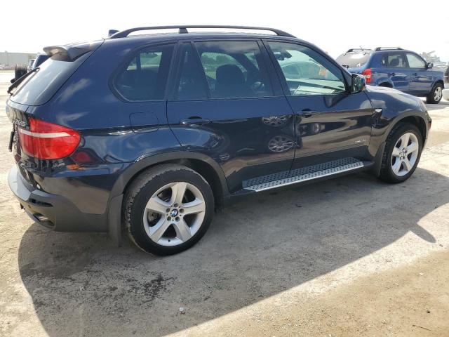 5UXFF03559LJ97435 - 2009 BMW X5 XDRIVE35D BLUE photo 3