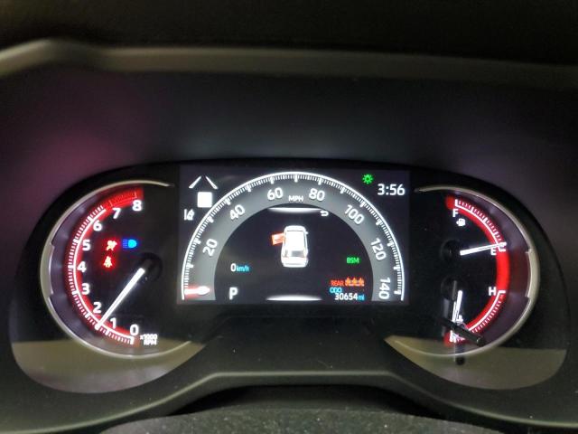 2T3W1RFV2PC251351 - 2023 TOYOTA RAV4 XLE 灰色 照片 9