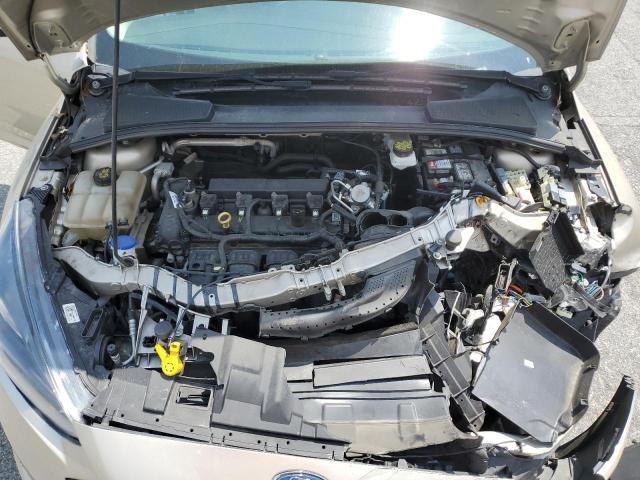 1FADP3F24JL226636 - 2018 FORD FOCUS SE GOLD photo 11