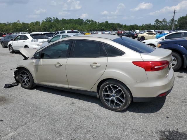 1FADP3F24JL226636 - 2018 FORD FOCUS SE GOLD photo 2